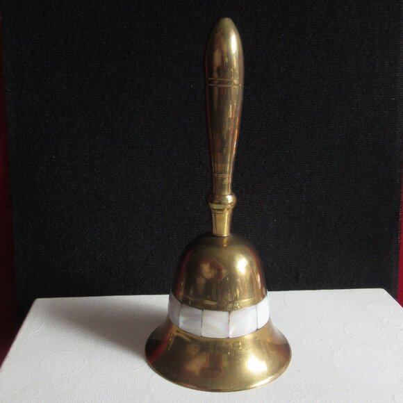 Mother of Pearl inlay, Vintage brass hand bell, India - Picture 5 of 7